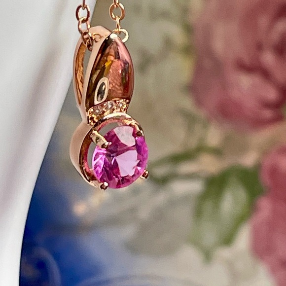 14K Rolled Sapphire Gold Pendant. 18" adj chain - Picture 10 of 10